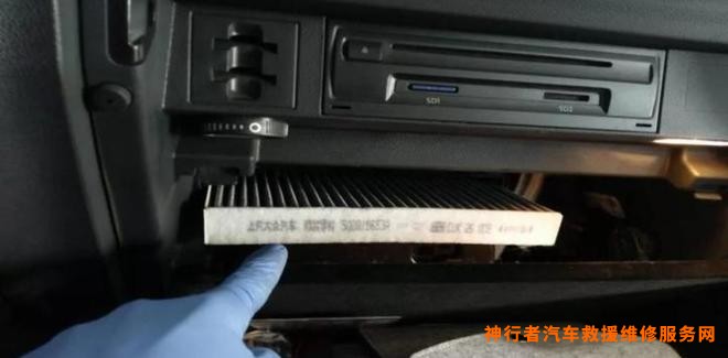 宝马1系保养机油三滤多少钱_自带机油三滤工时费_机油三滤
