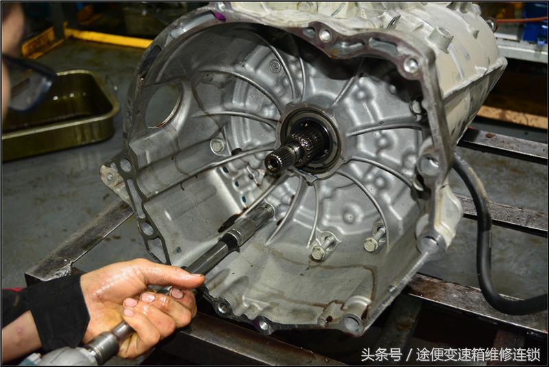 果园打药机行走箱维修_变速箱维修_热流道温控箱维修