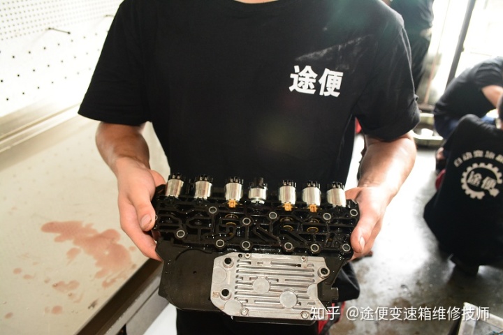 厦门汽车空调蒸发箱维修_变速箱维修_法士特副箱维修视频