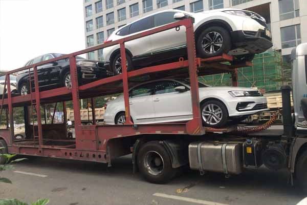 汽车搭电服务_汽车搭电负极可以搭车身吗_汽车电瓶搭电图解