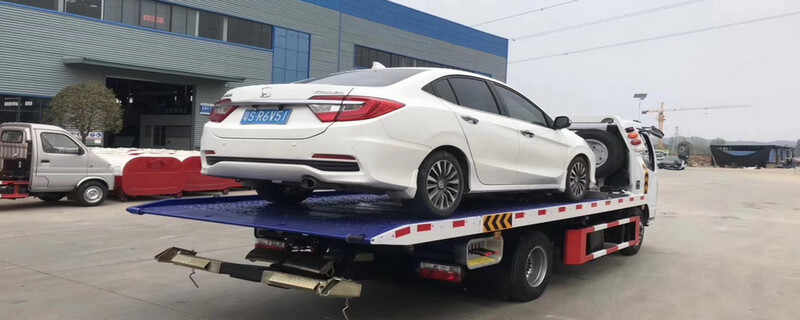 北京丰台救援拖车_高速拖车救援_救援拖车图片