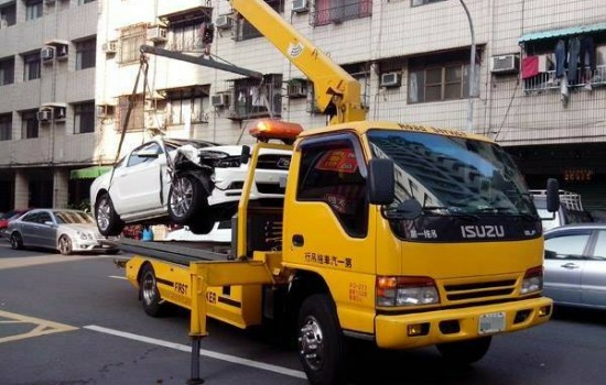 吊车脱困救援 衢州汽车搭电救援公司电话